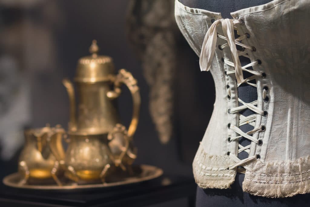 Sleeping With a Waist Trainer