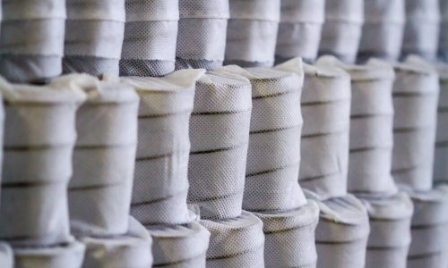 When learning how to buy a mattress online, make sure to look at bedding material. Shown here: pocket springs.